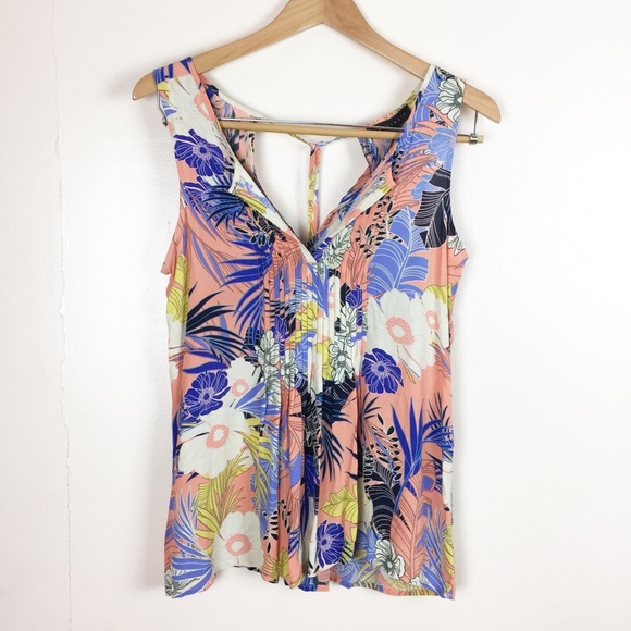 Sanctuary Tops - NWT Sanctuary Floral Print Pleated Top Size XS